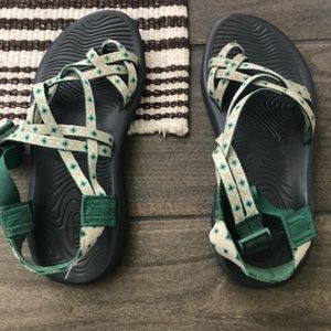 Chaco’s size 5, kids.